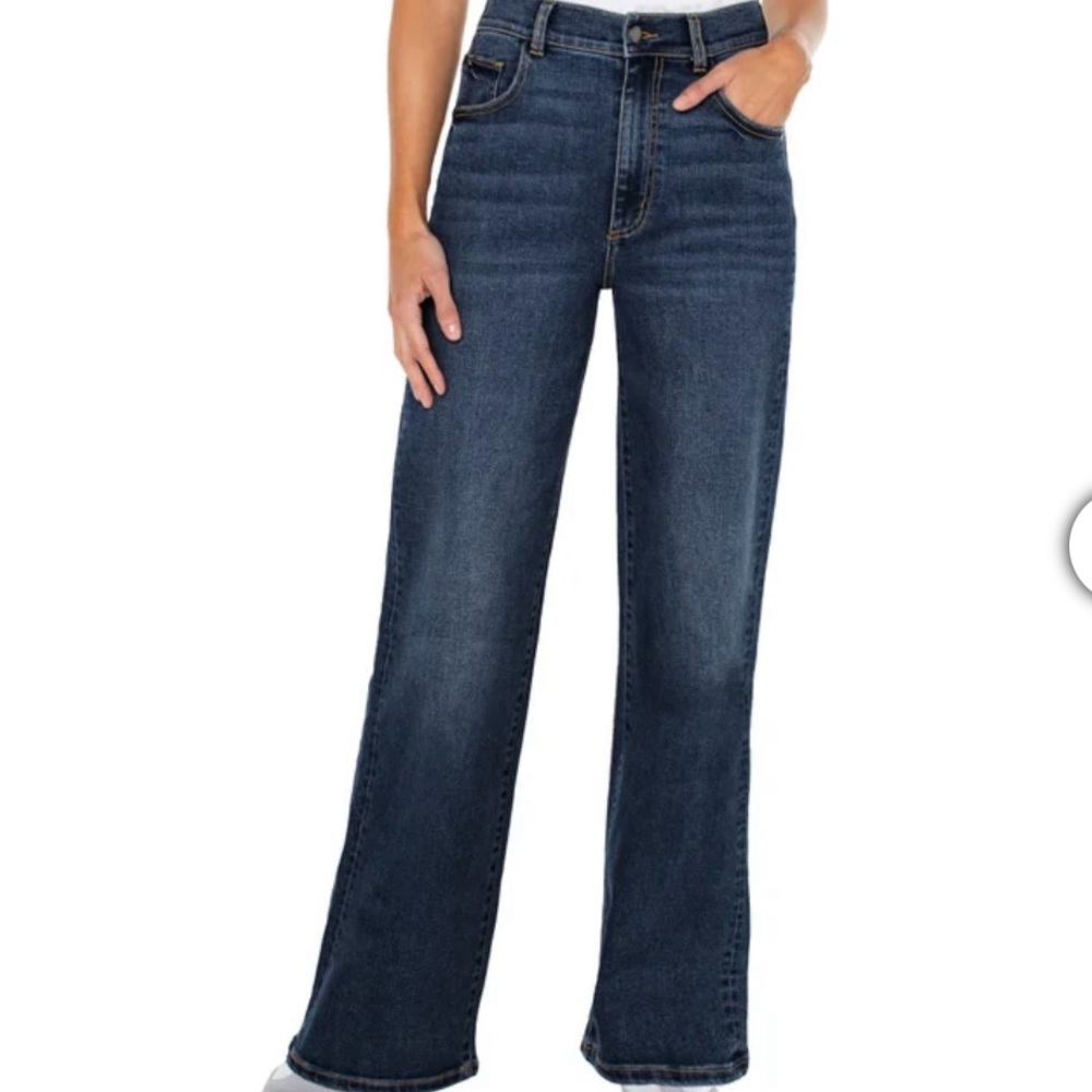 Well Worn Wide Leg Jeans